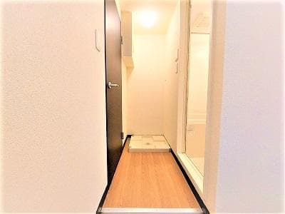 Room image 10
