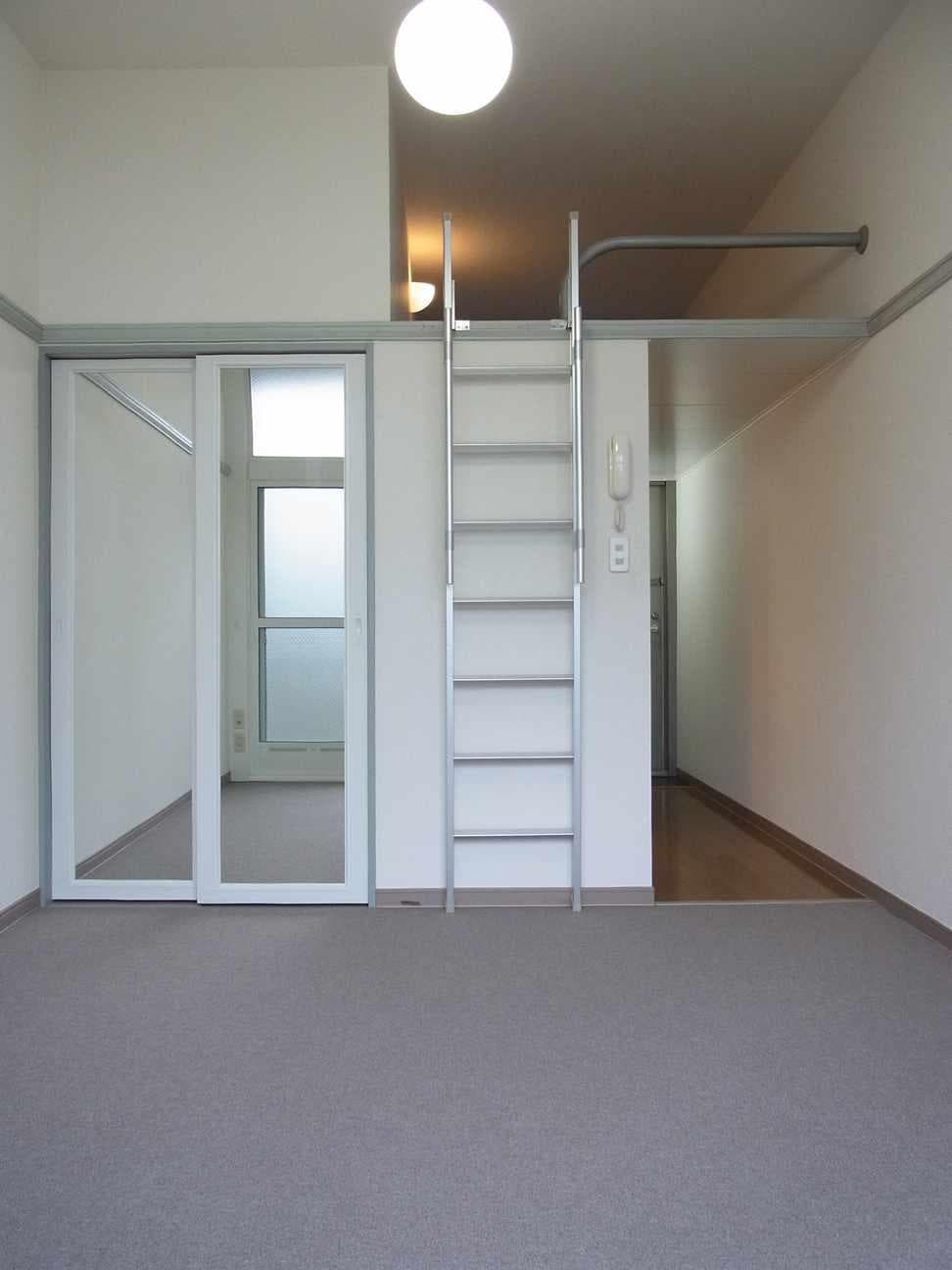 Preview interior of leopalace Villeneuve