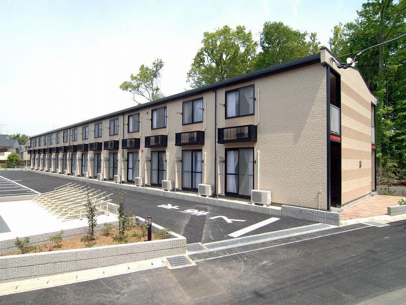 Main exterior of leopalace Flower