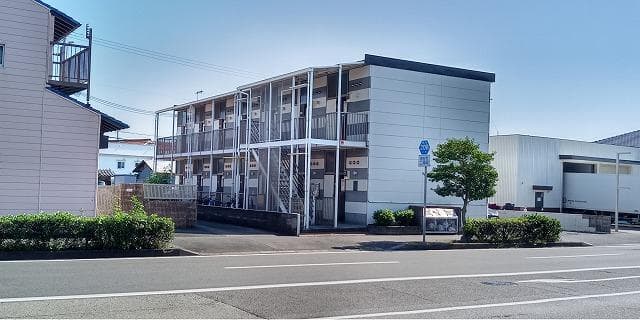 Main exterior of leopalace Pearl Light