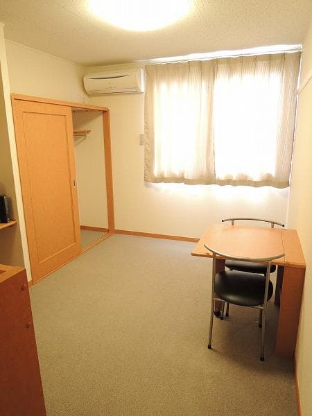 Preview interior of leopalace Premier