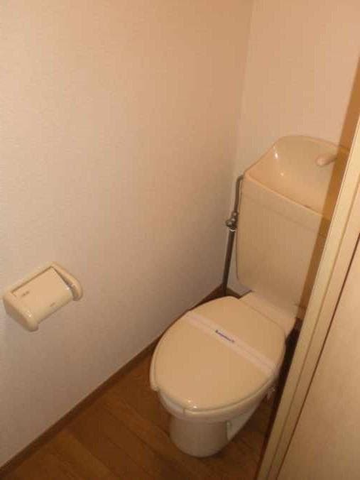 Room image 9