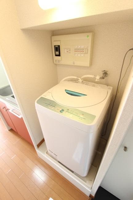 Room image 15