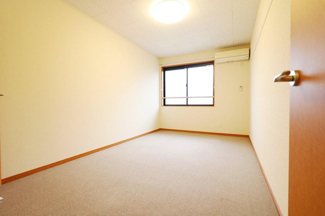 Preview interior of leopalace Taiyo Maizuru