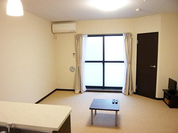 Preview interior of LEONEXT Wing Katayama