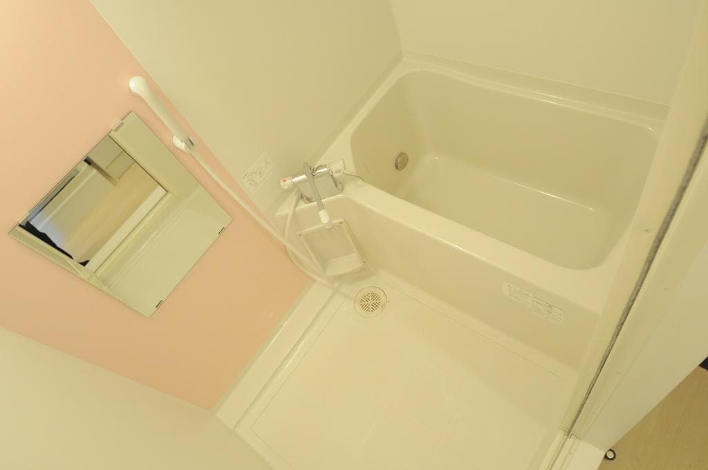 Room image 13