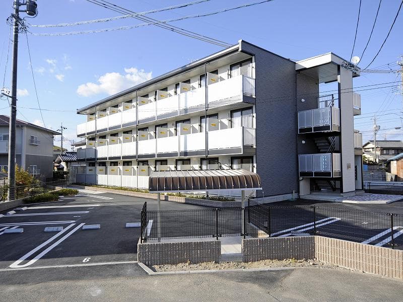 Main exterior of leopalace Nono