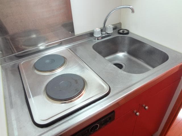 Room image 10
