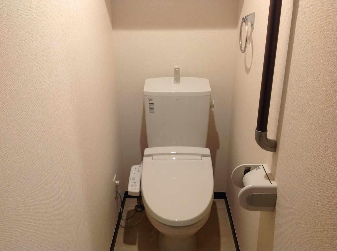 Room image 11