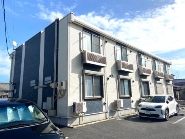 Main exterior of LEONEXT Kurashiki Kita