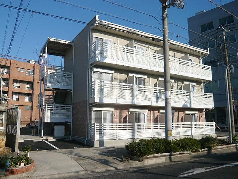 Main exterior of LEONEXT Area 23