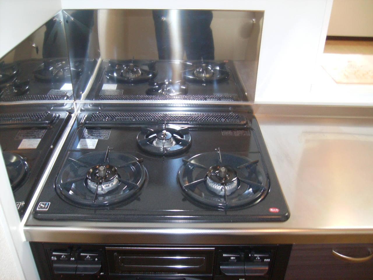 Room image 11