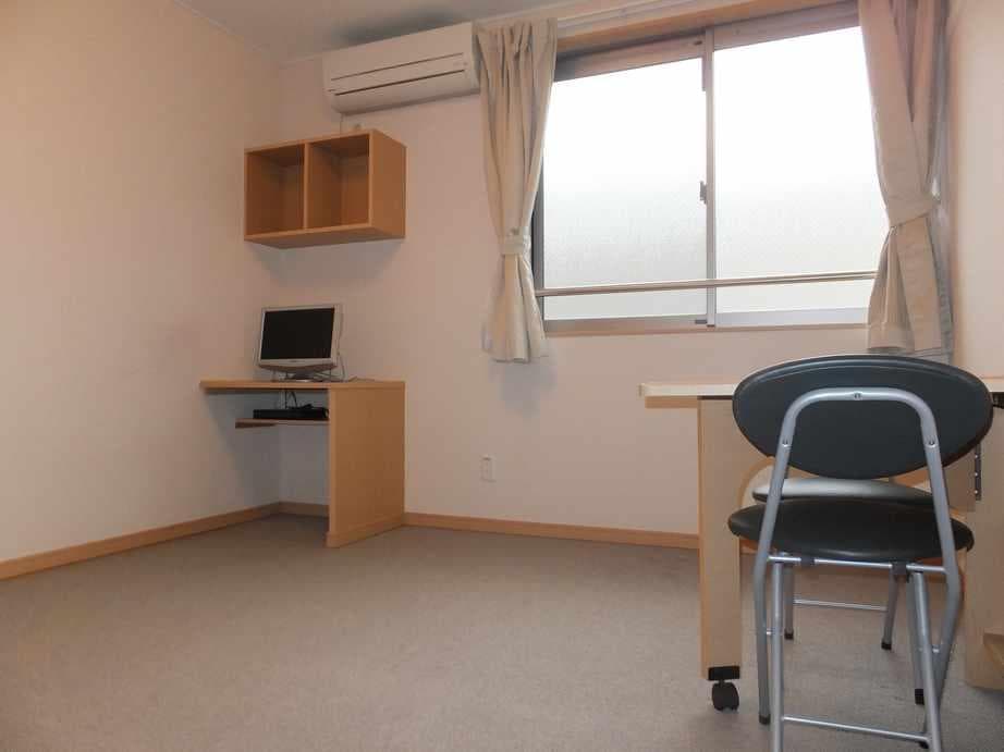 Preview interior of LEONEXT Grape Hill C