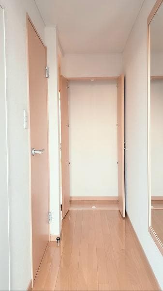 Room image 14