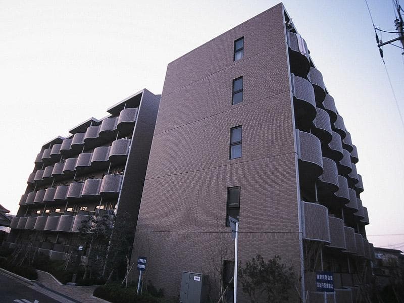 Main exterior of leopalace Patio