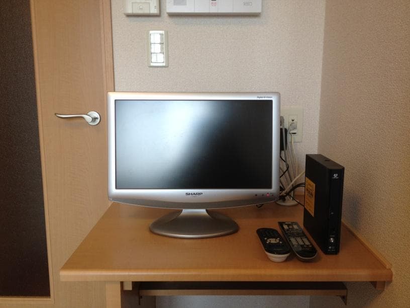 Room image 8