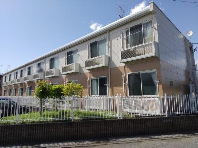 Main exterior of leopalace Oka