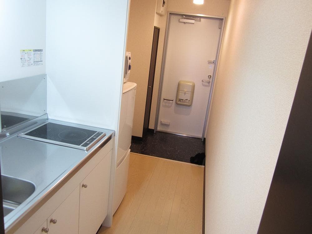 Room image 16