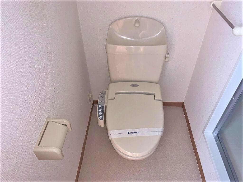 Room image 9
