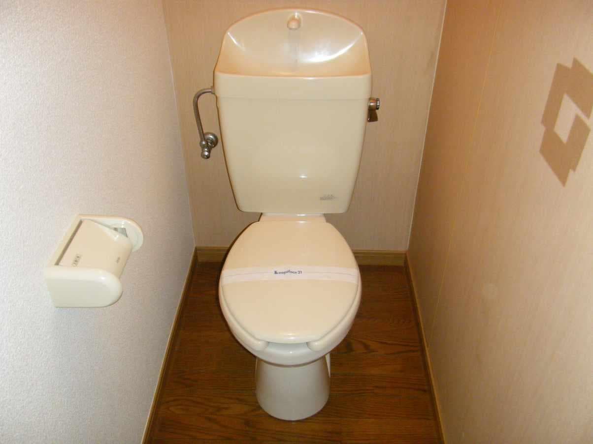 Room image 9