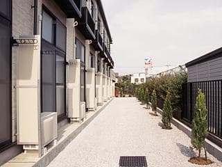 Room image 15