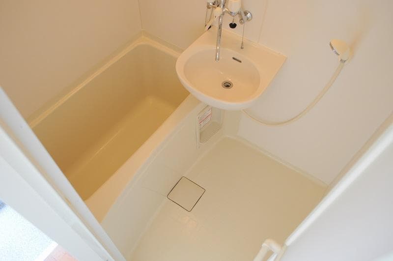 Room image 11