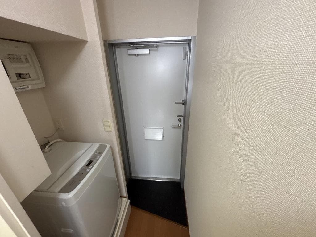 Room image 13