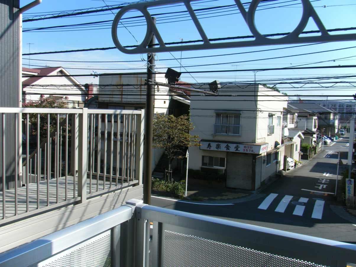 Room image 15