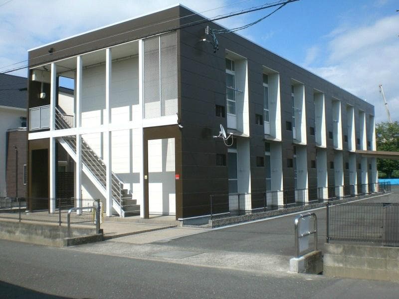 Main exterior of leopalace Forest