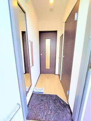 Preview interior of LEONEXT Takagise