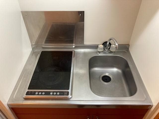 Room image 15