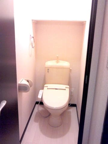 Room image 9