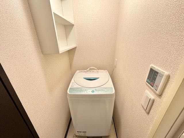 Room image 12