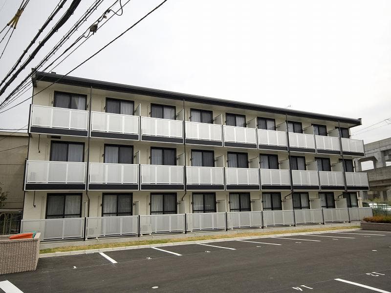 Main exterior of leopalace Fir Wood II