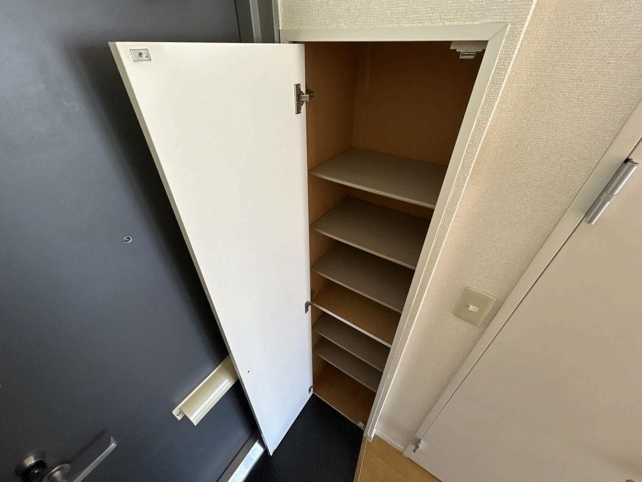 Room image 13