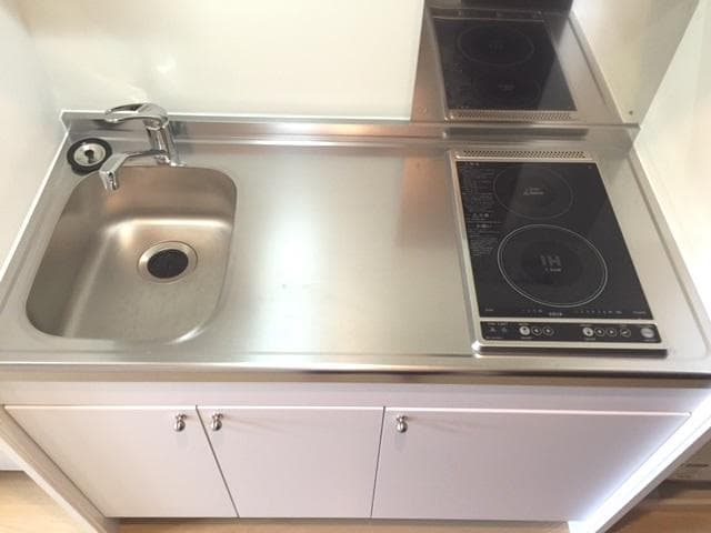 Room image 10