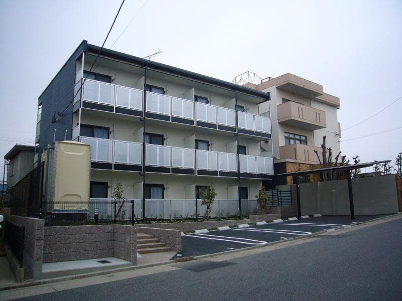 Main exterior of leopalace Myoon Dori