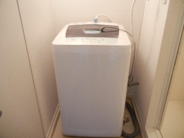Room image 12