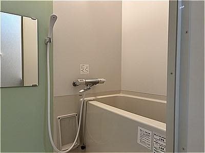 Room image 16