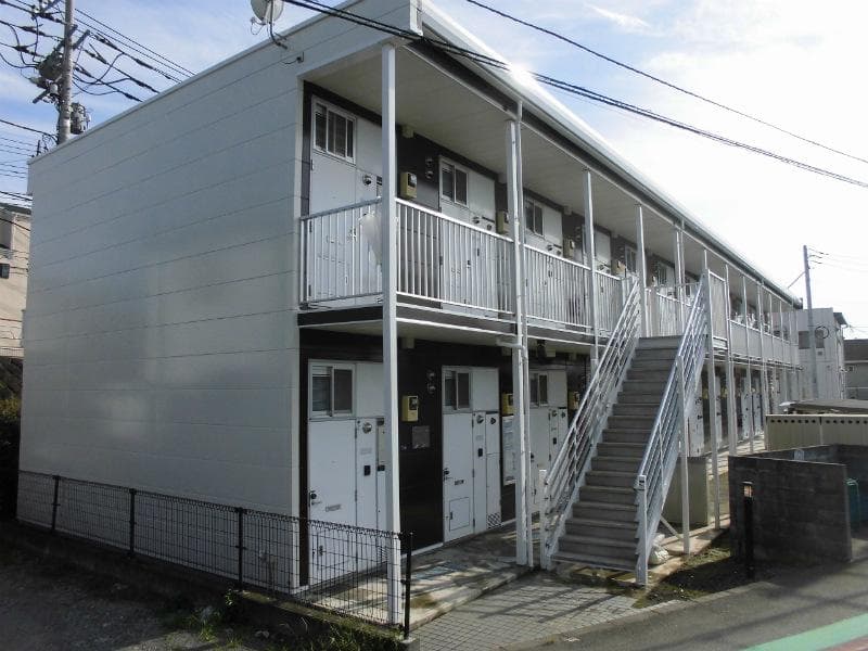 Main exterior of leopalace Karna