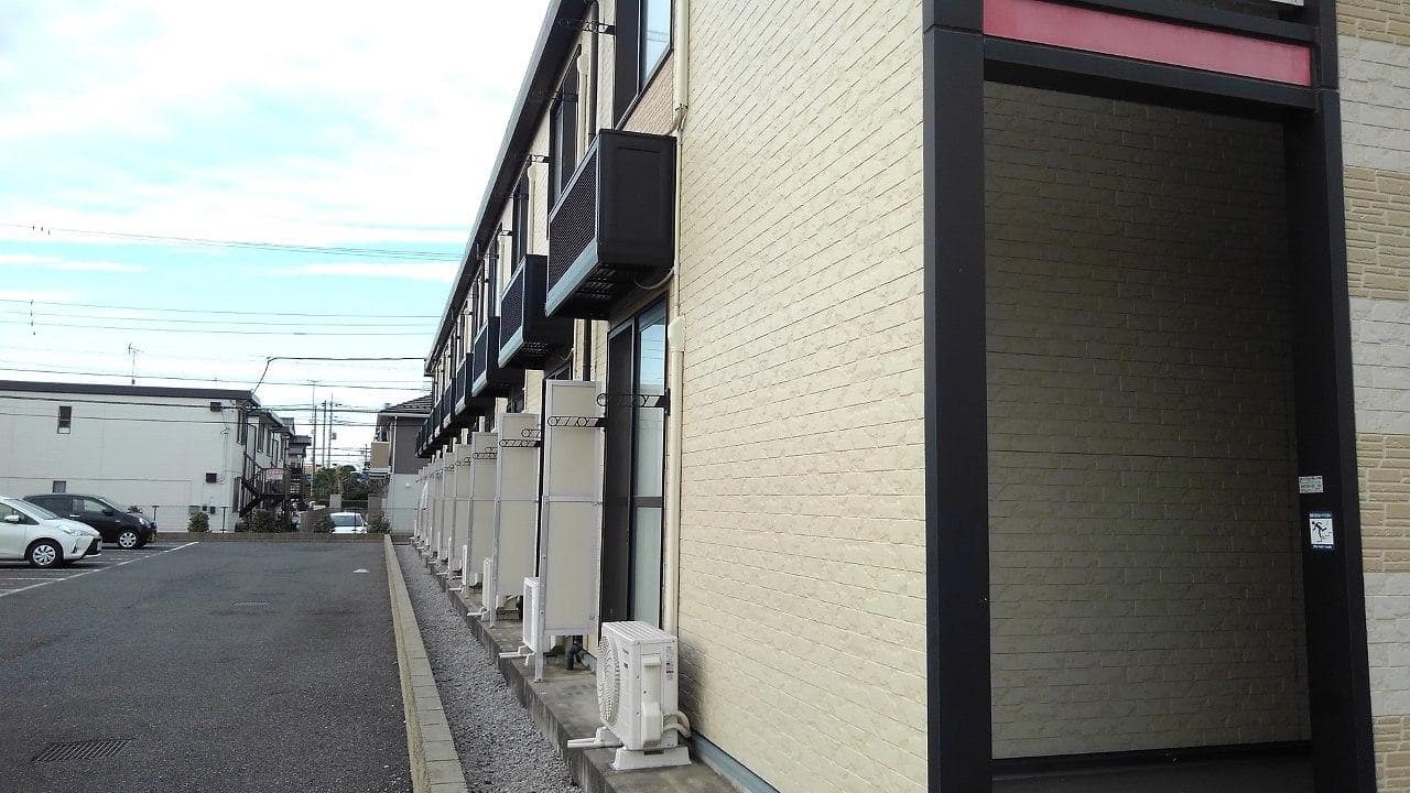 Room image 8