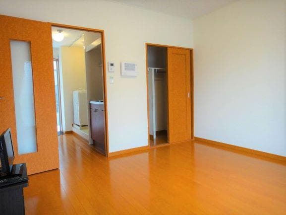 Preview interior of leopalace Shin