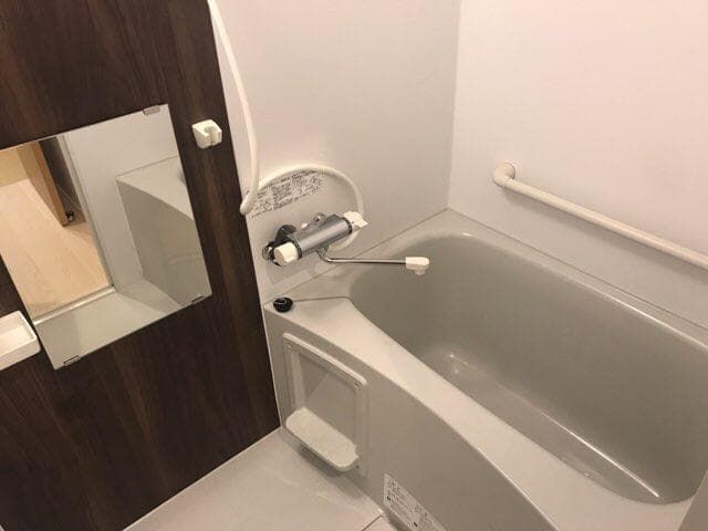 Room image 11