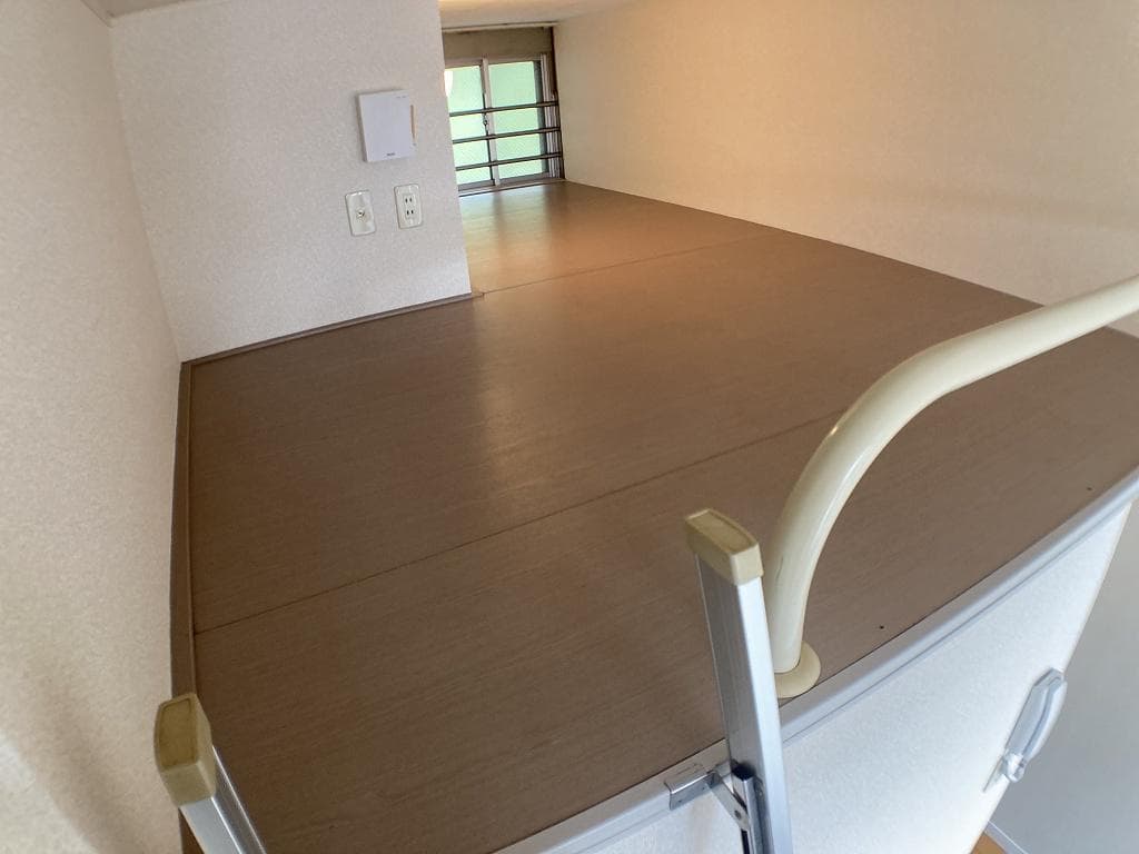 Room image 14
