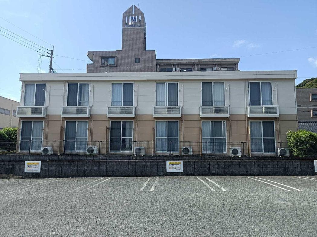 Main exterior of leopalace Casa Tagami