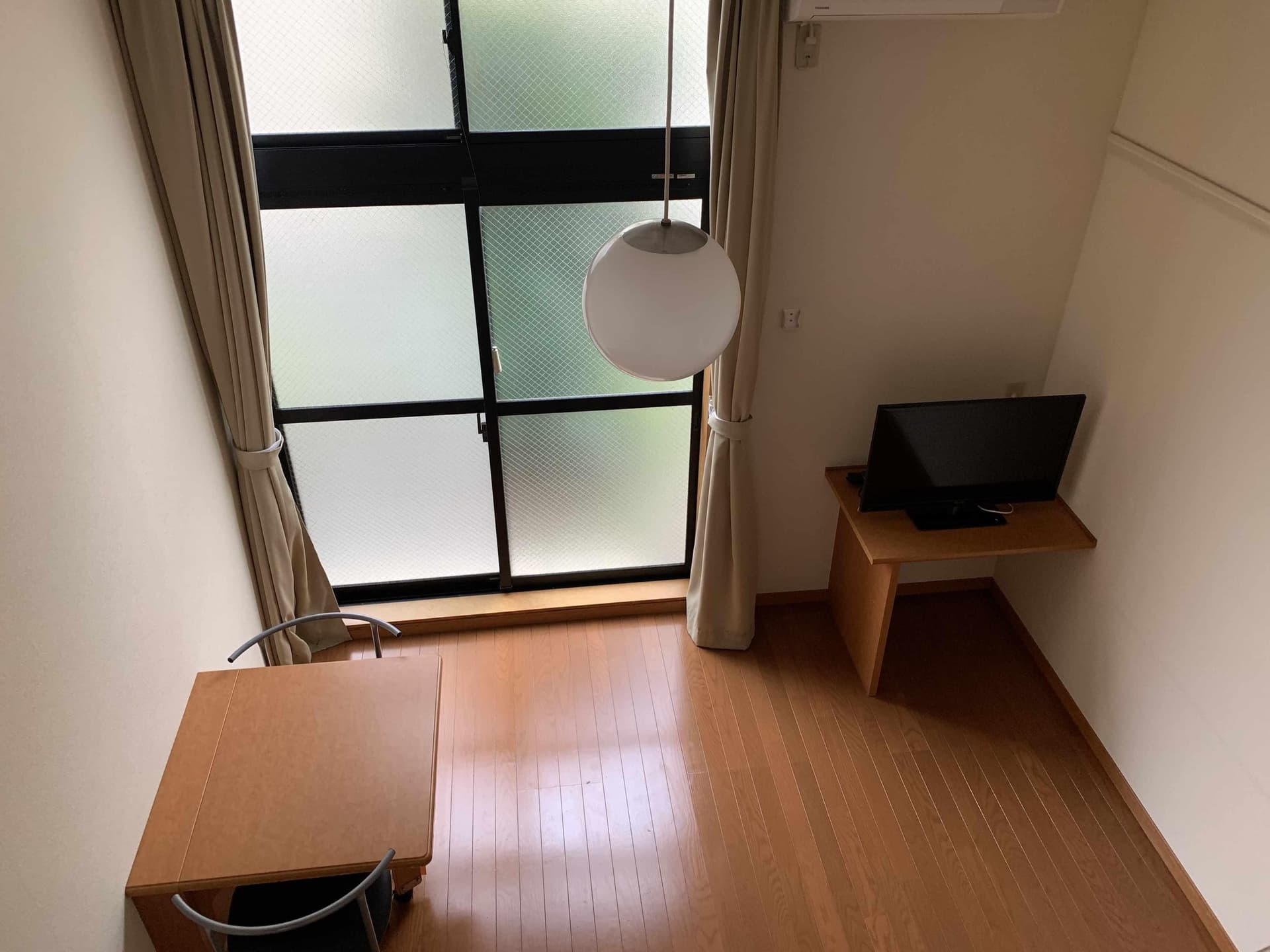 Room image 11