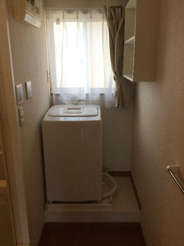 Room image 10