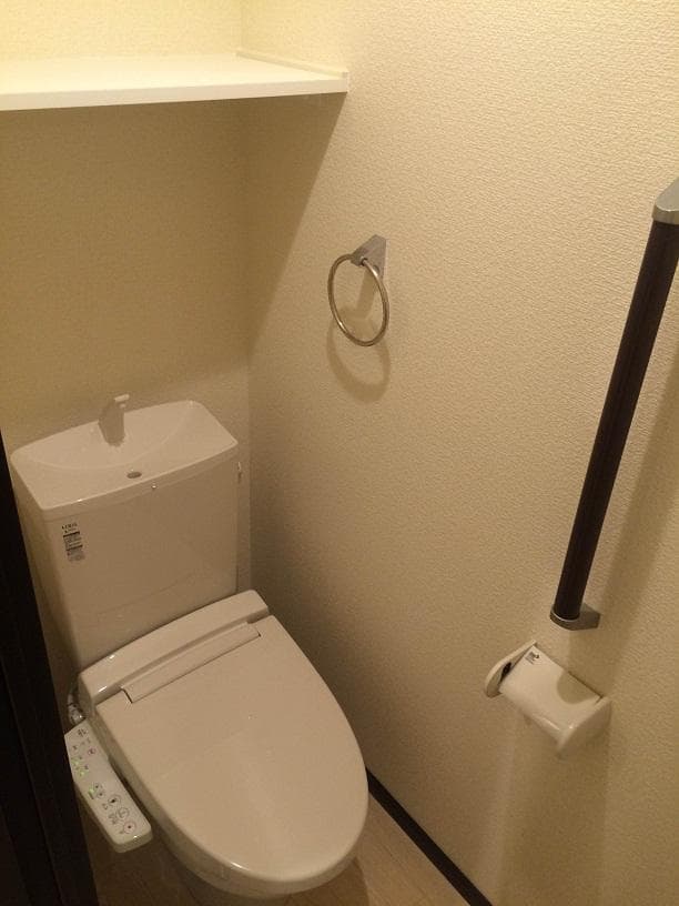 Room image 11