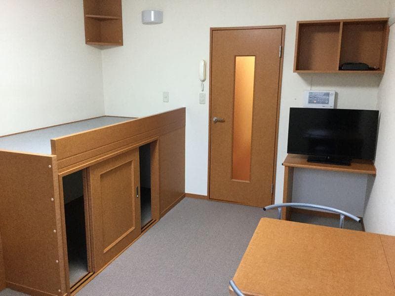Room image 16