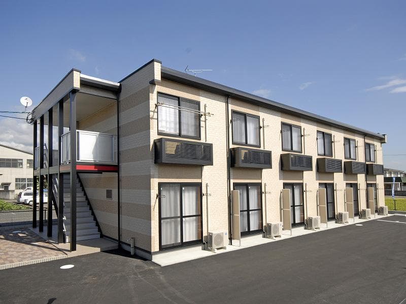 Main exterior of leopalace Sylphie